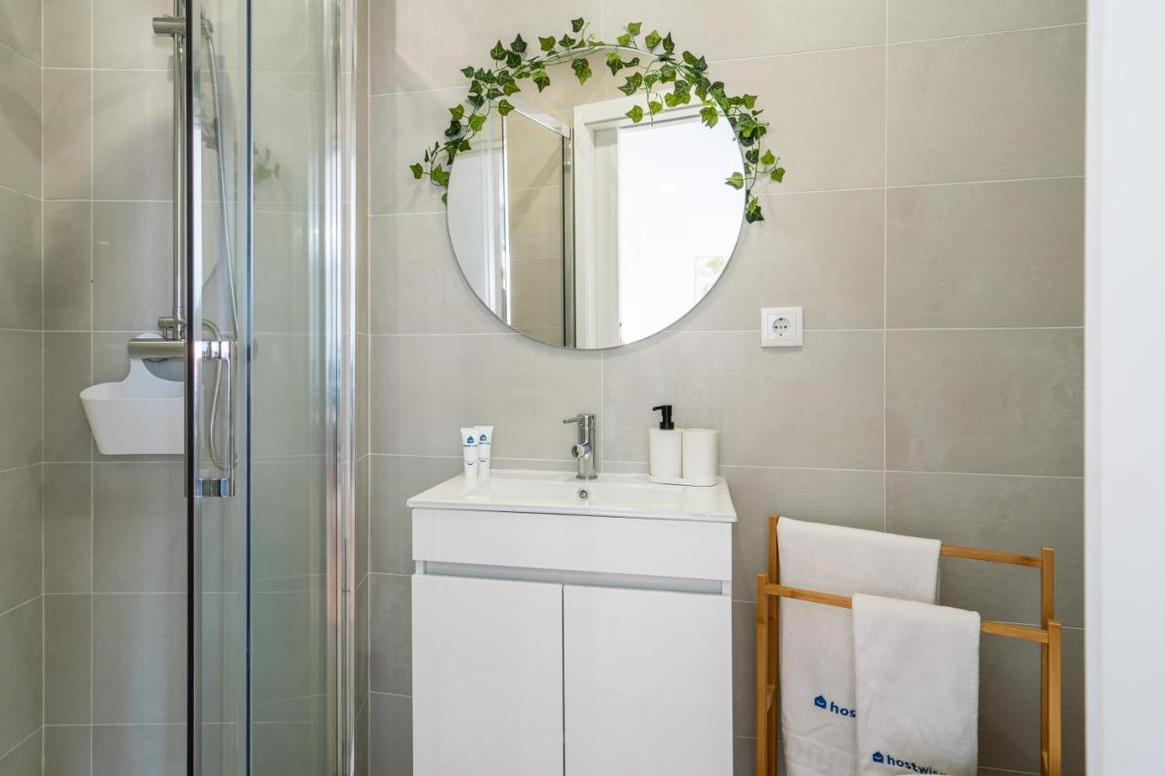 Host Wise - Comfy Sunny Flat - Prime Location Apartment Порто Екстериор снимка